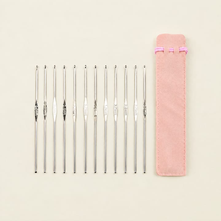 Colorful Aluminum Crochet Hook Set, Silver with pink pouch