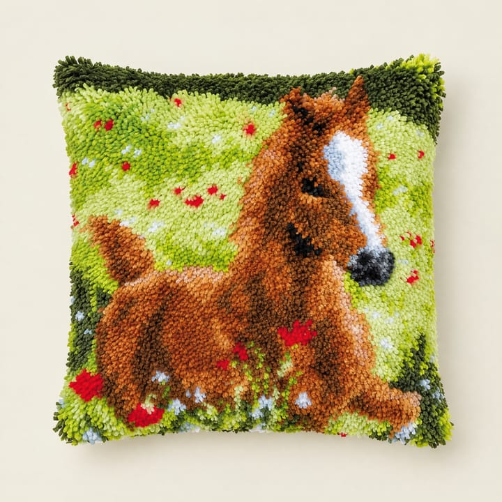 Running foal latch hook pillow, 17 x 17 in