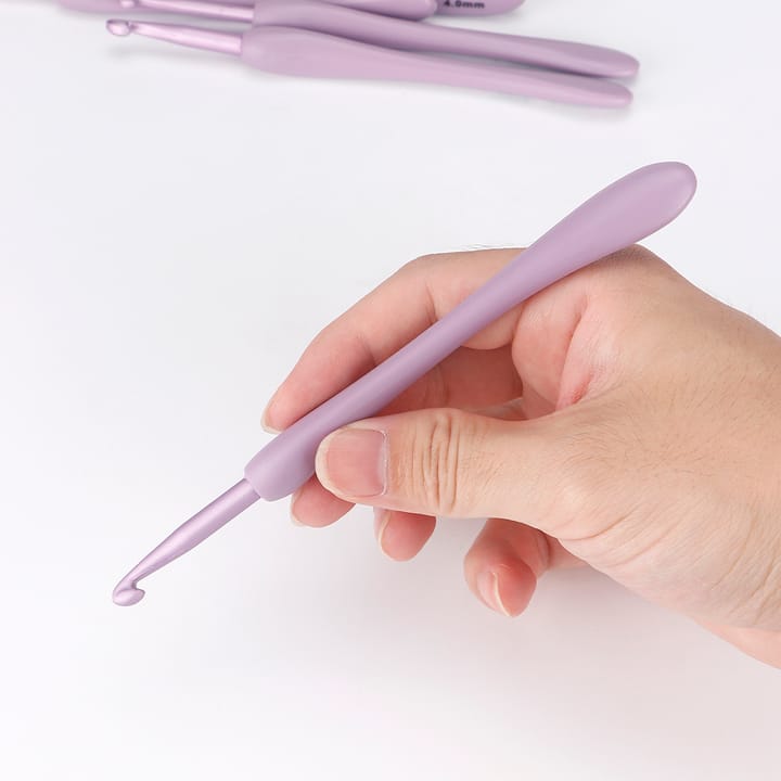 Purple Aluminum Crochet Hook Set